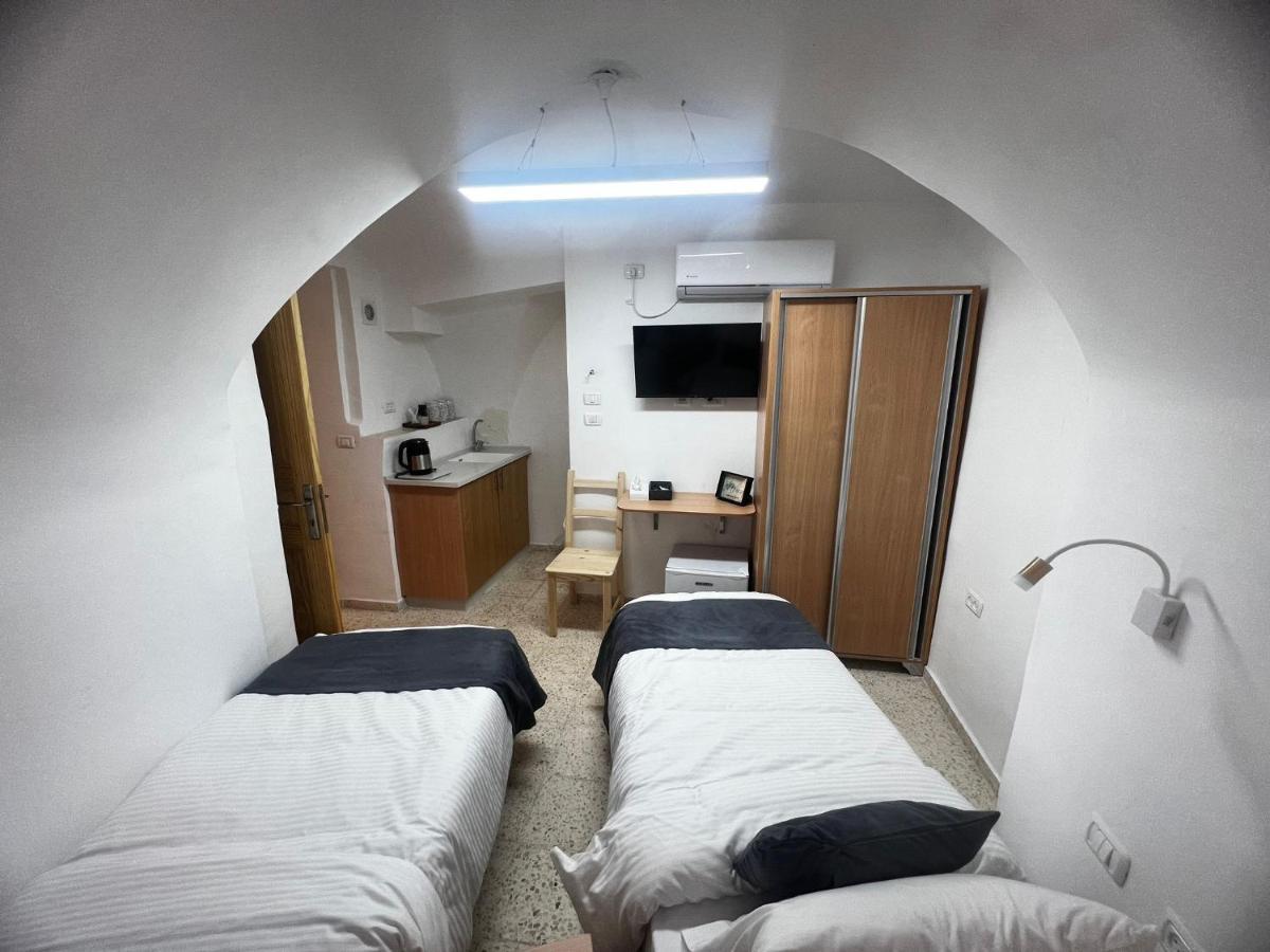 William'S Guest House Йерусалим Екстериор снимка