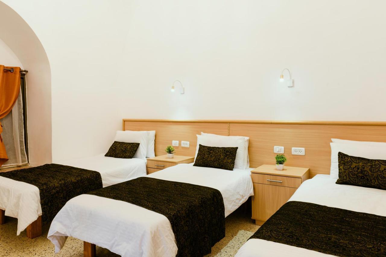 William'S Guest House Йерусалим Екстериор снимка