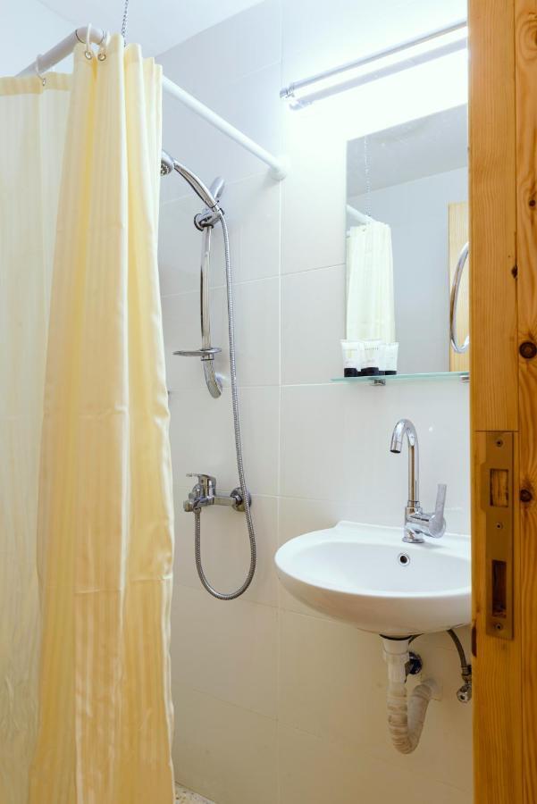 William'S Guest House Йерусалим Екстериор снимка