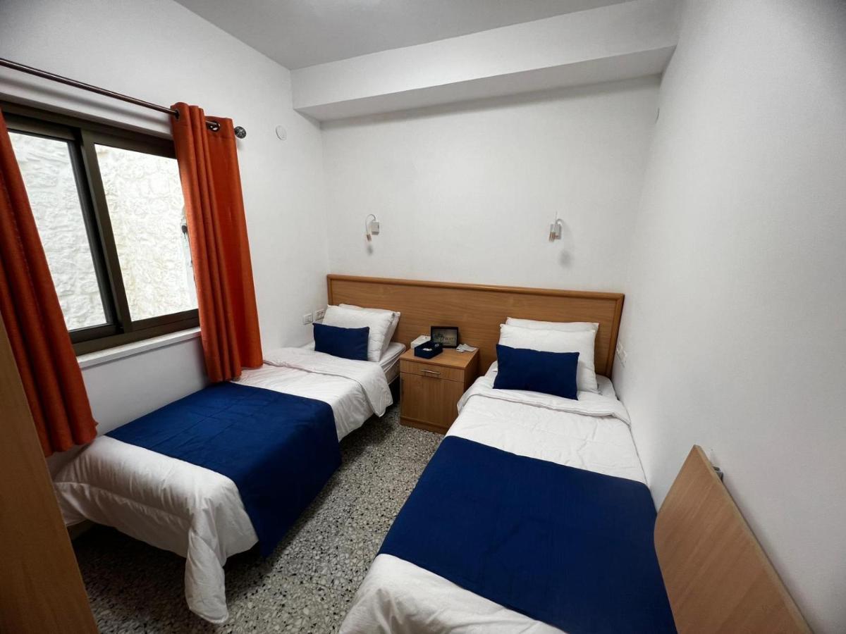 William'S Guest House Йерусалим Екстериор снимка