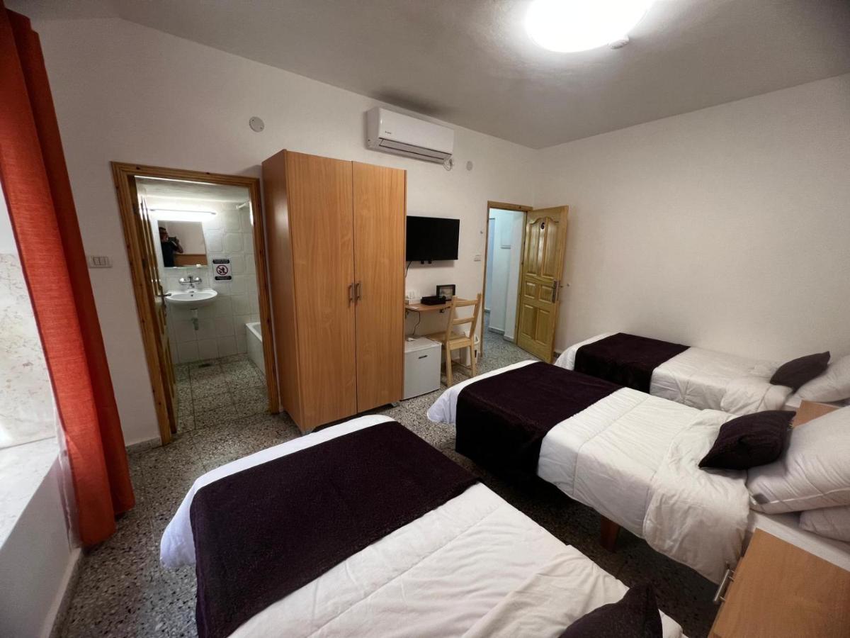William'S Guest House Йерусалим Екстериор снимка