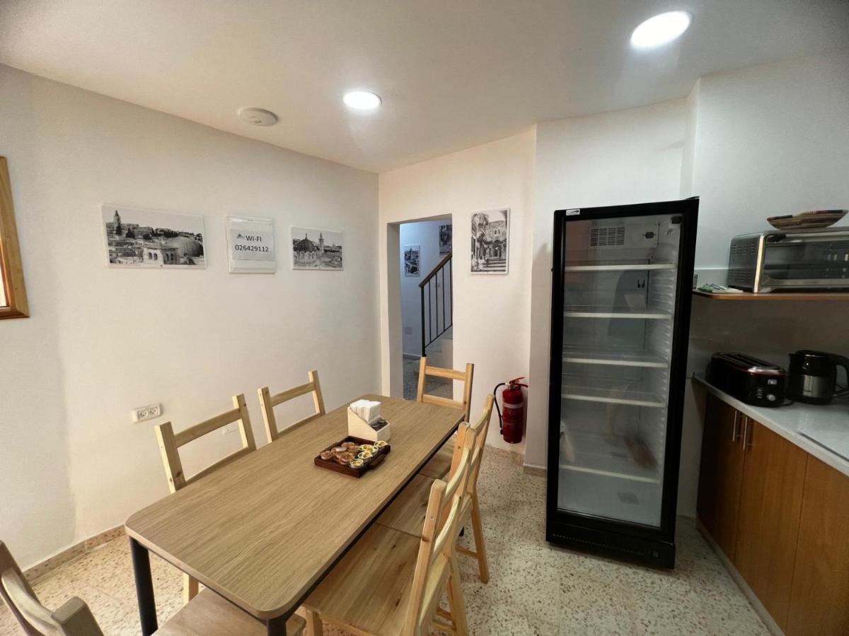 William'S Guest House Йерусалим Екстериор снимка